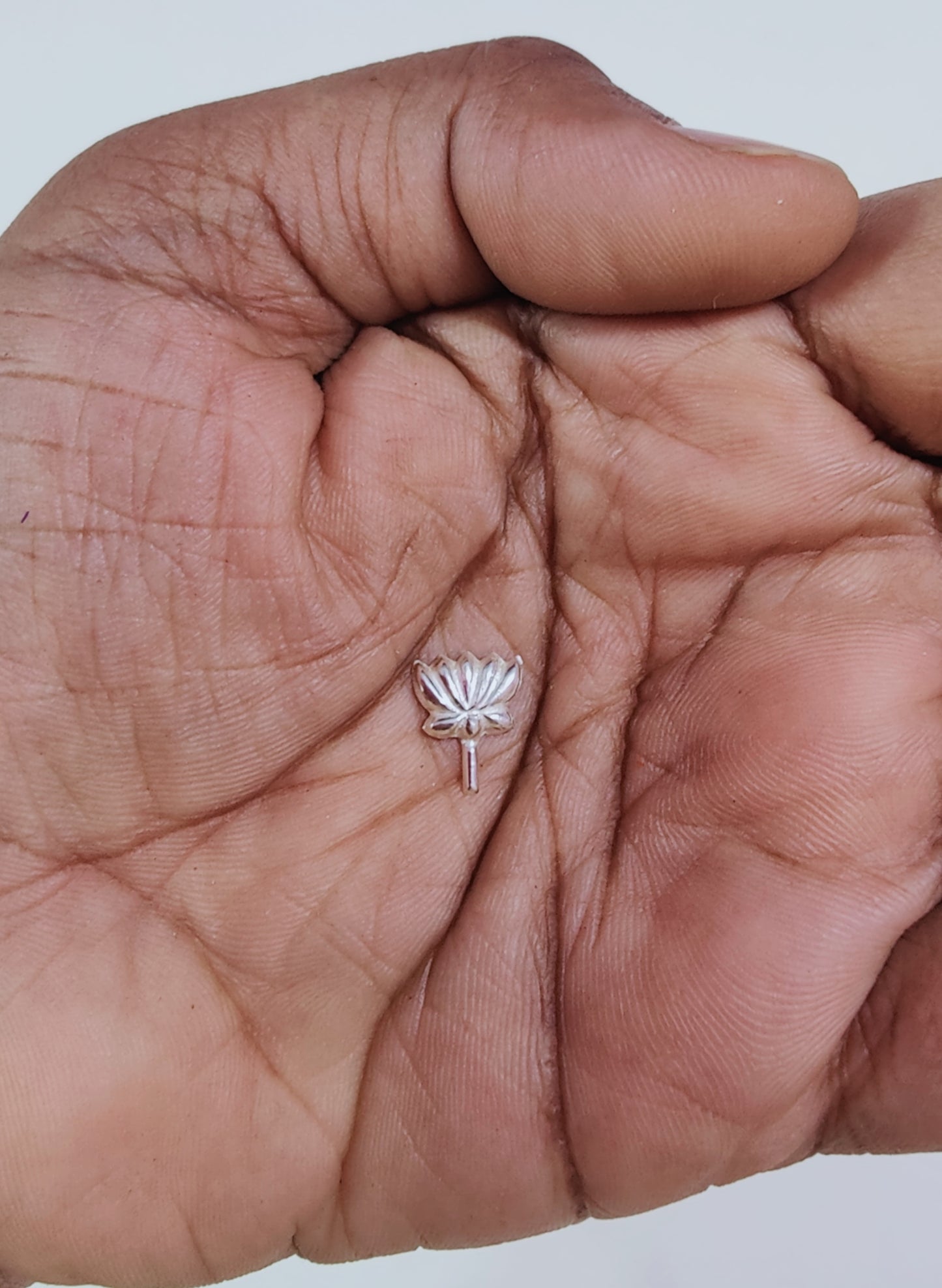 Silver Lotus(1 Piece)