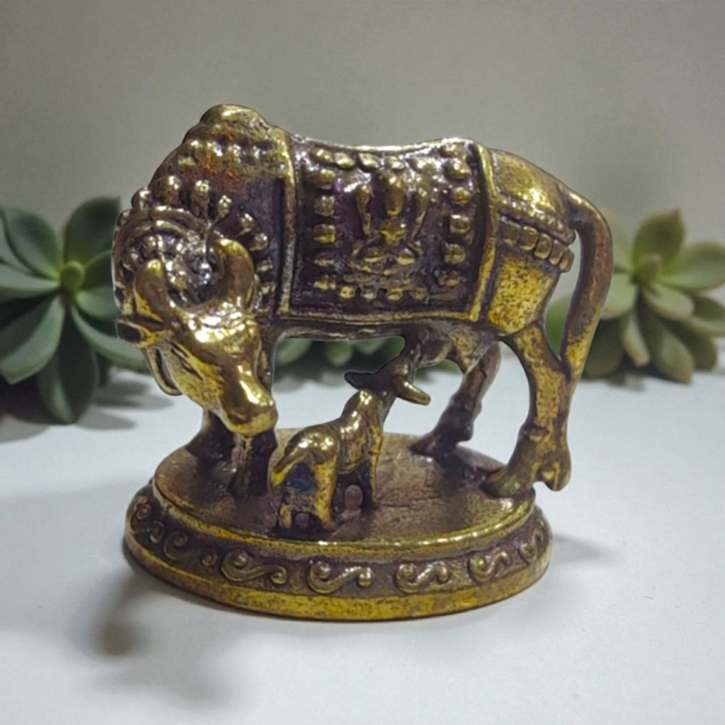 Miniature Gomatha (Cow and Calf)